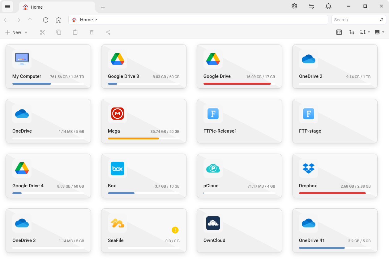 FTPie modern interface with dark theme, tabs, and dual-pane file explorer